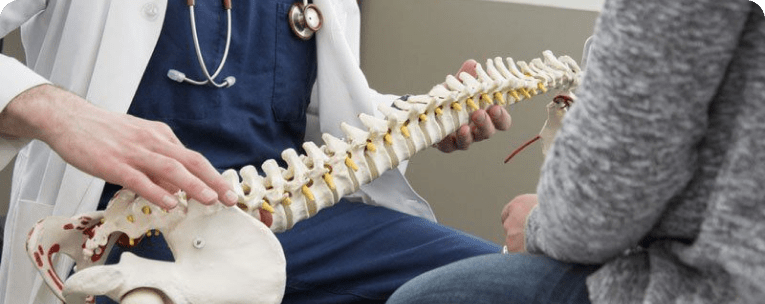 spine doctor in dubai
